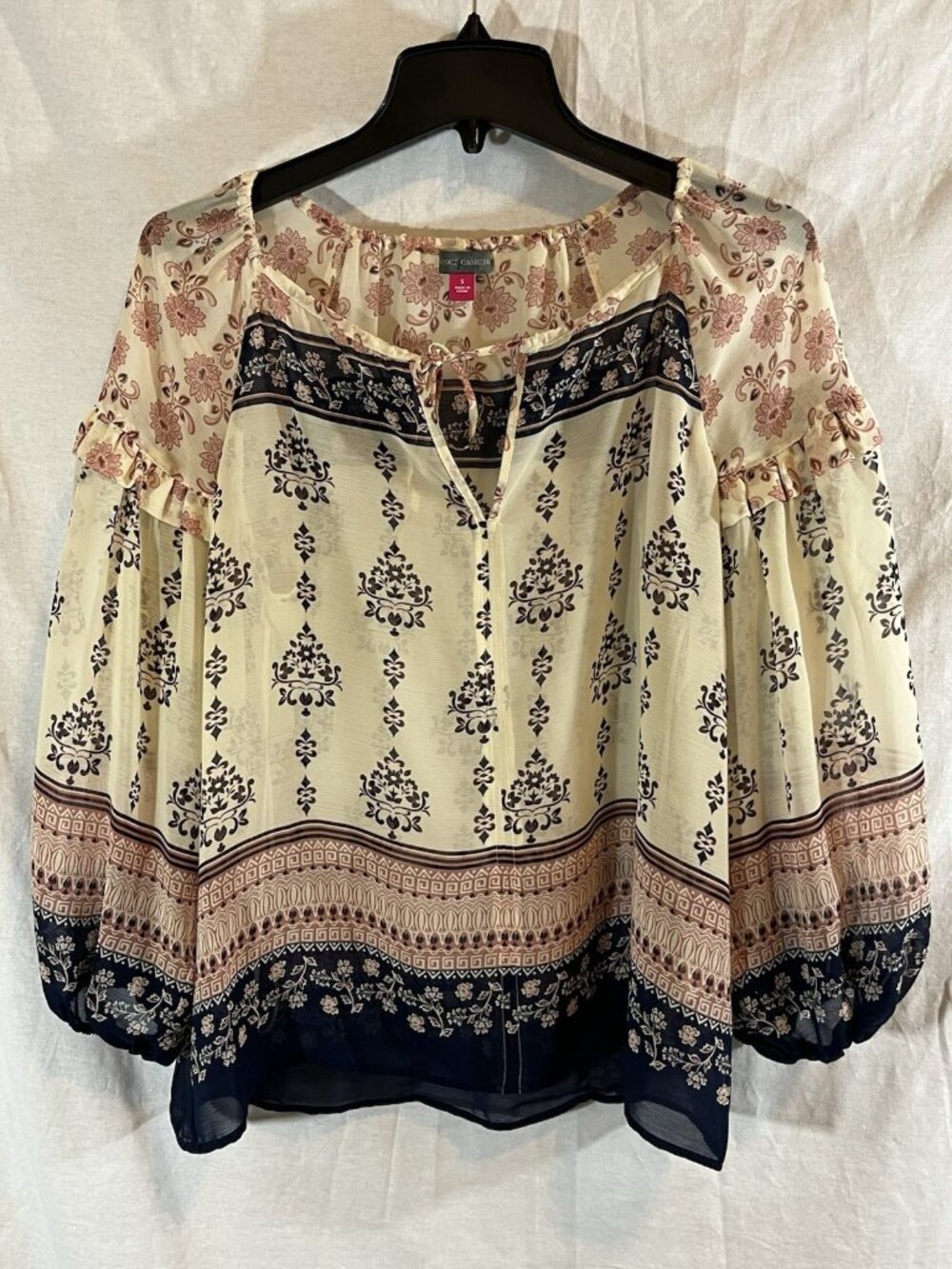 Vince Camuto Women’s Small Beige/Pink/Navy Floral Sheer Blouse